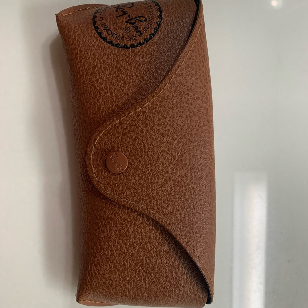 Ray-Ban Sunglass Case and Microfiber Lens Cloth - BRAND NEW! - Picture 8 of 9